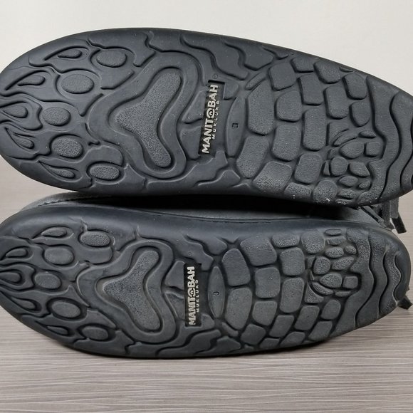 Manitobah Mukluks Buffalo Dancer Tall Boot, Gray Suede, Youth Size 3 (Ages 6-8) - Picture 10 of 14